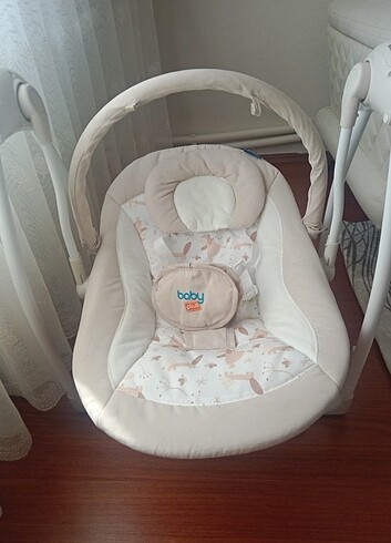 Chicco Sıfır maiyetinde elektrikli ana kucagı salıncak baby plus