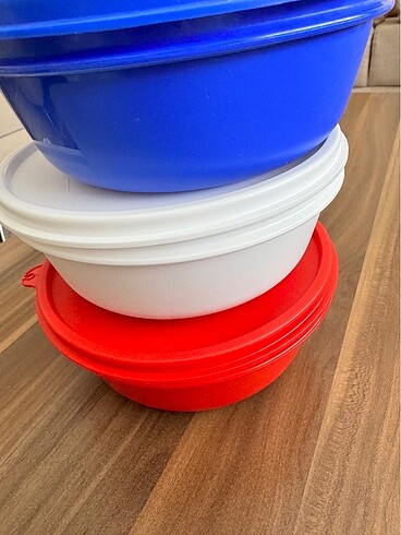 Tupperware Tupperware