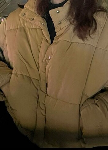 Bershka mont