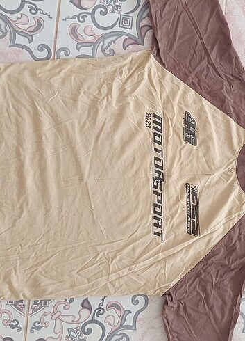Erkek yarışçı t-shirt 
