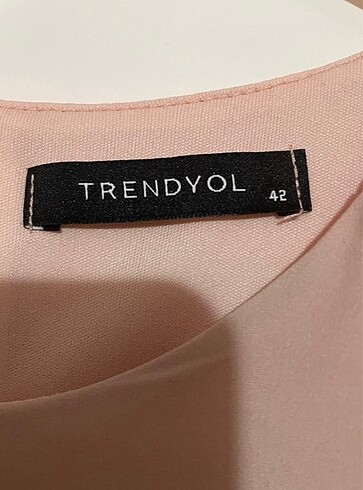 xl Beden ten rengi Renk TRENDYOL PUDRA UZUN ELBİSE
