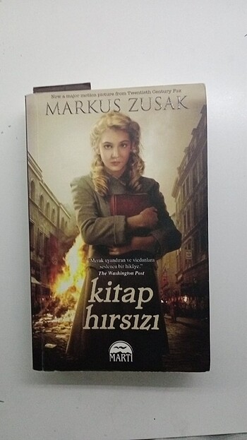 KİTAP HIRSIZI MARKUS ZUSAK KİTAP 