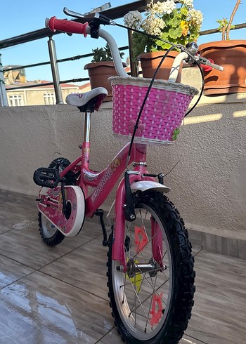 Diğer Pembe Renkli Çocuk Üç Tekerlekli Bisiklet