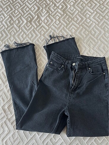 36 Beden siyah Renk TRENDYOLMİLLA FLARE MODEL