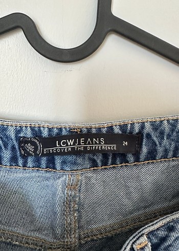 diğer Beden Gevşek Kesim Mini Jean Şort