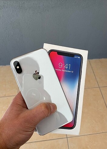 iPhone X