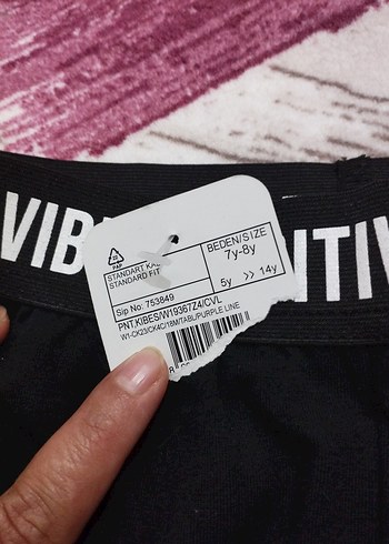 Kız Çocuk Siyah Renkli Bağlamalı Tayt - Görsel 4