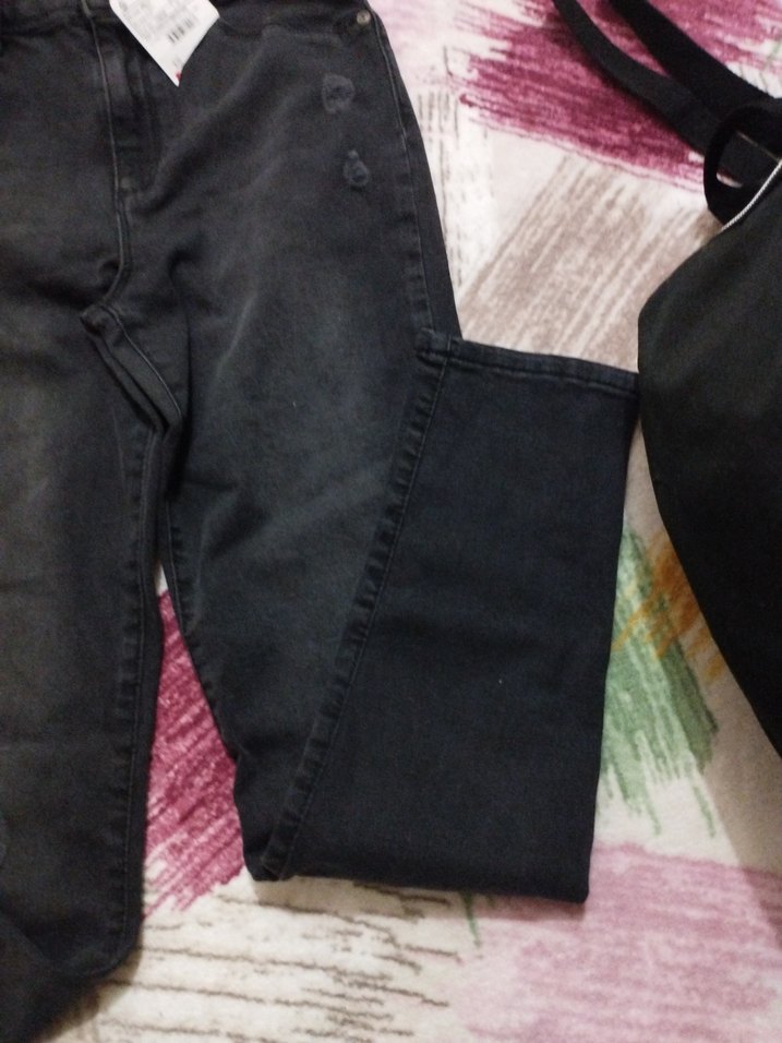 Düğmeli Siyah Rahat Kesim  Kot Pantolon - Görsel 2