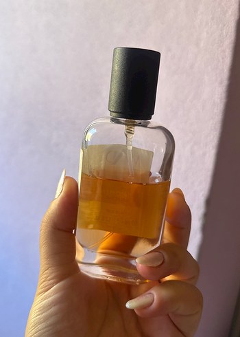 Beden MAD Kadın Parfümü 50 ml Meyveli Koku b105 burbery her elixir