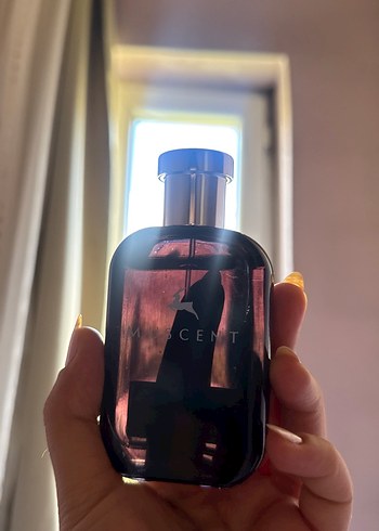 Diğer Kadın Parfümü Siyah Şişe 100 ml f114 crystal noir