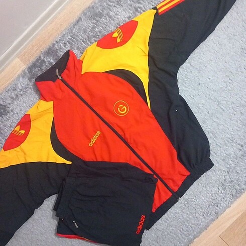 Adidas Galatasaray Antrenman Eşofman Takımı