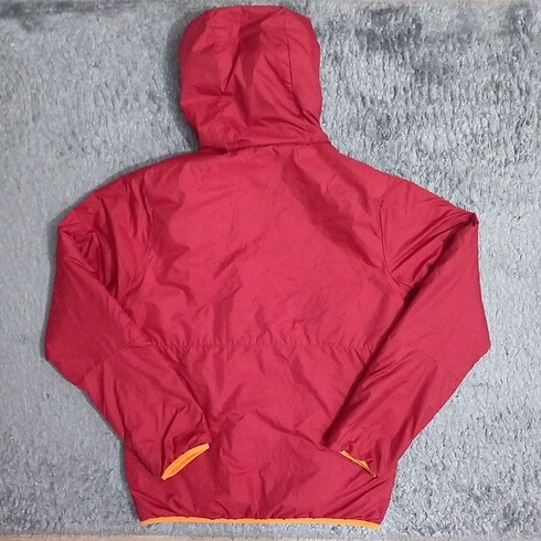 m Beden kırmızı Renk Nike Galatasaray Çift Taraflı Şişme Mont