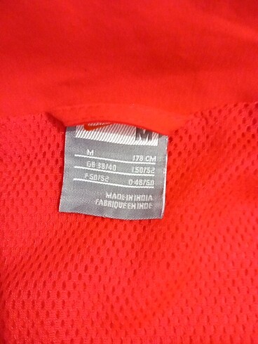 m Beden kırmızı Renk Nike Barcelona Sweat