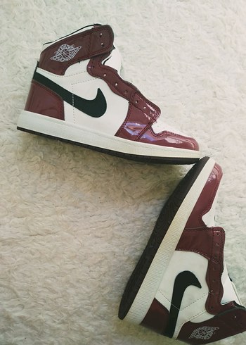 41 Beden Nike Bordo Spor Ayakkabı