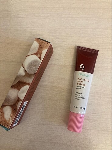 Beden Glossier hot cocoa