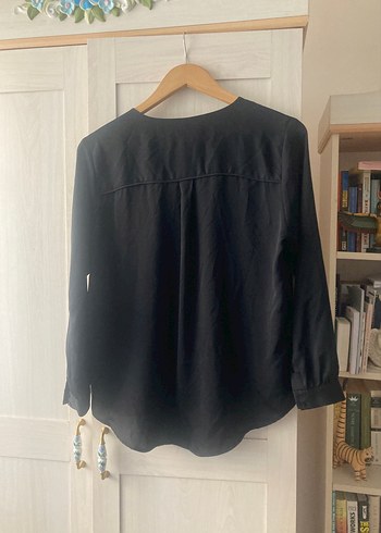 Siyah V-Yaka Uzun Kollu H&M  Gömlek - Görsel 4