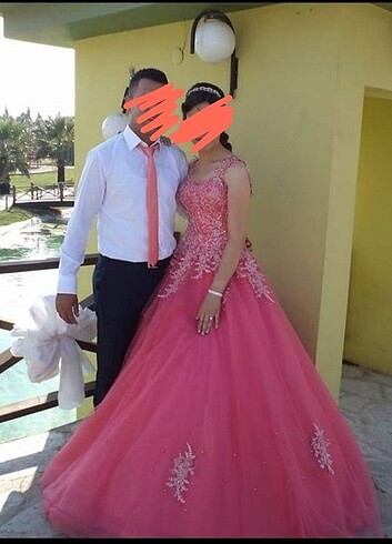 Nişan Elbisesi 