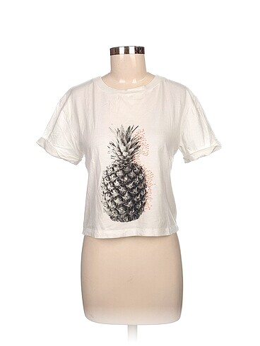 Twist T-shirt %70 İndirimli.