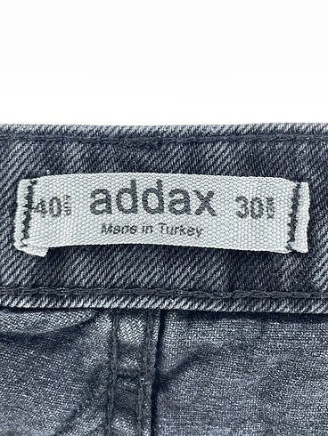 40 Beden siyah Renk Addax Jean / Kot Şort %70 İndirimli.