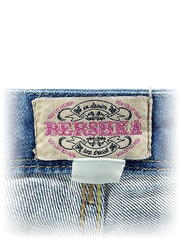 34 Beden Bershka Jean / Kot Şort %70 İndirimli.