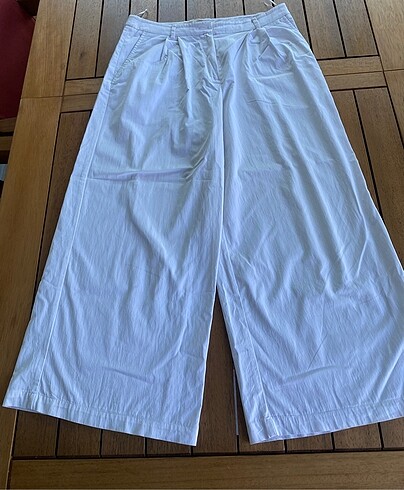 36 Beden beyaz Renk Aker kumaş pantalon defosuzdur