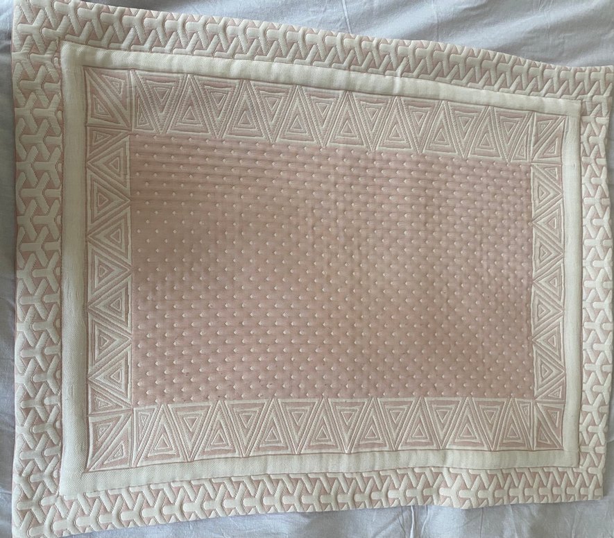 İşlemeli Pembe Pastel yastık kılıfı boy80 cm en 60 cm iki adet - Görsel 2