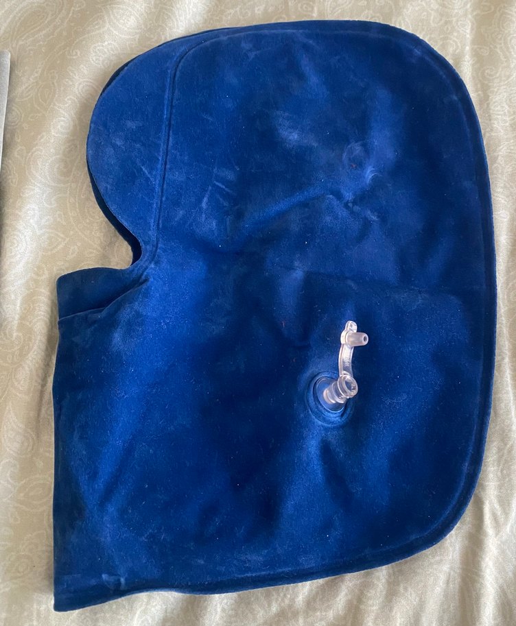 Parlak Mavi Seyahat Boyun Yastığı - Görsel 3