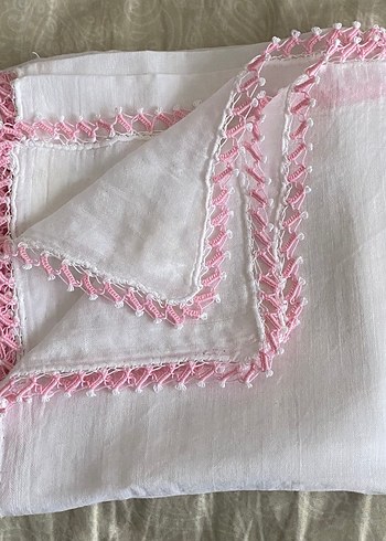 Dantel Detaylı Beyaz sandıktan - Görsel 2