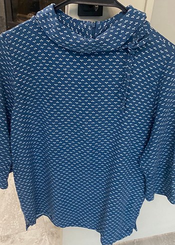 Mavi Drapeli Yüksek Yakalı - Görsel 5