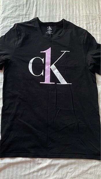 Calvin Klein Tişört