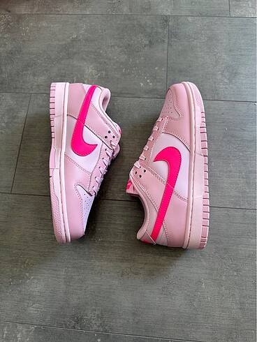 37 Beden pembe Renk Nike Dunk Low Triple Pink