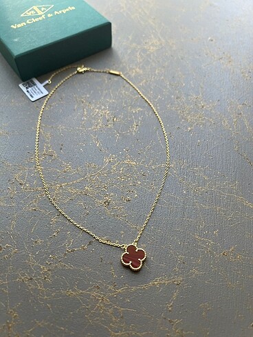 Van Cleef & Arpels Kolye