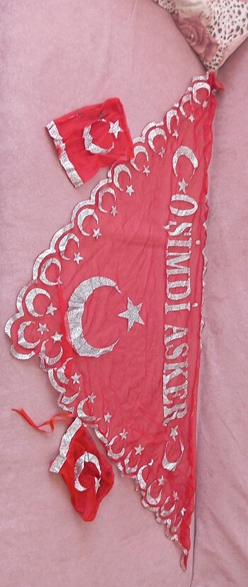 Asker gecesi için aksesuar