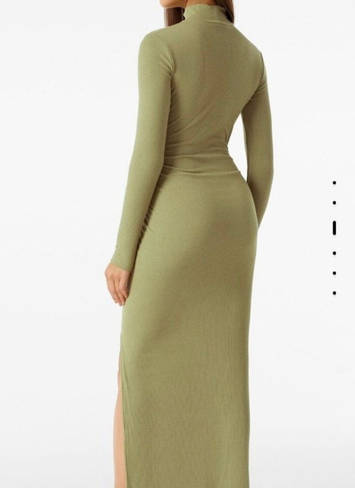 Bershka Drapeli Uzun Kol Yüksek Yakalı Haki Elbise - Görsel 3