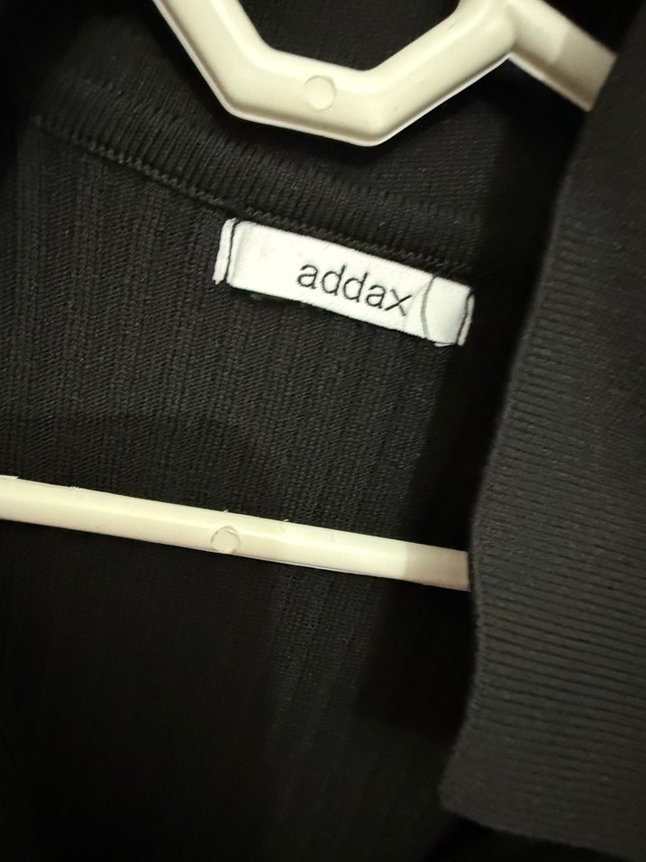 Siyah V Yaka Uzun Kalem Elbise - Görsel 3