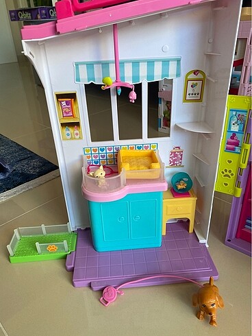 Barbie'nin Veteriner Seti