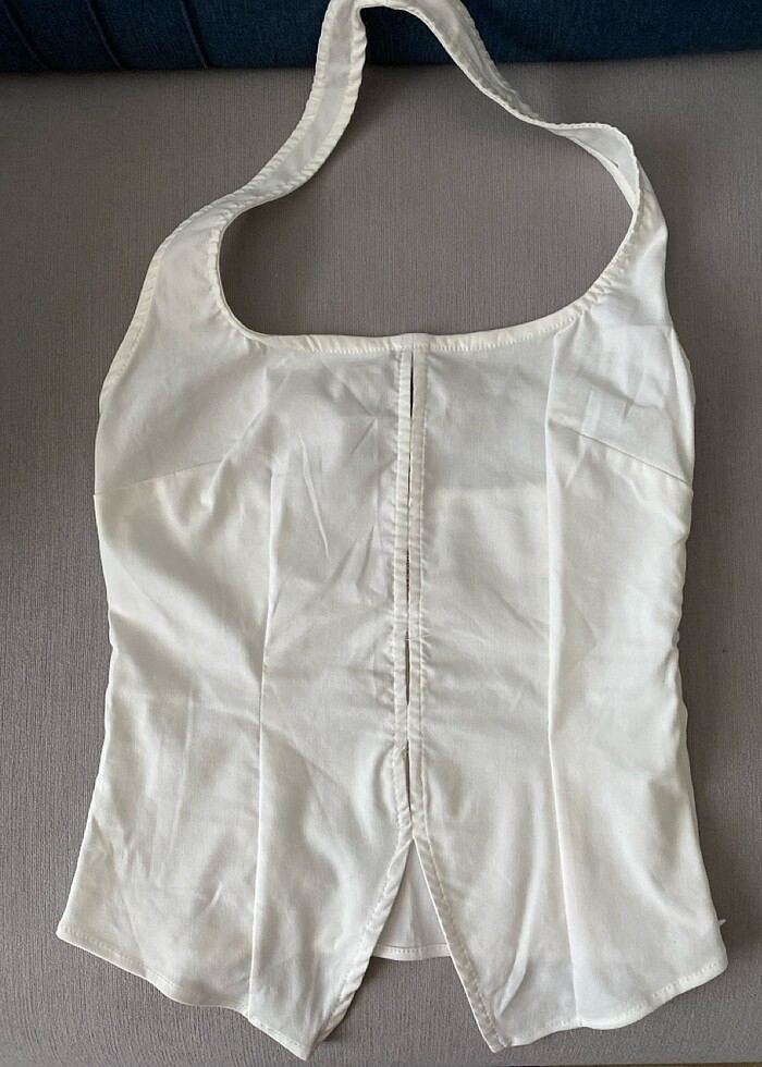 Stradivarius pencere detaylı halter top - Görsel 2