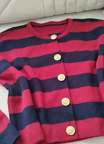 Lacivert şeritli gold düğmeli hırka - Görsel 14