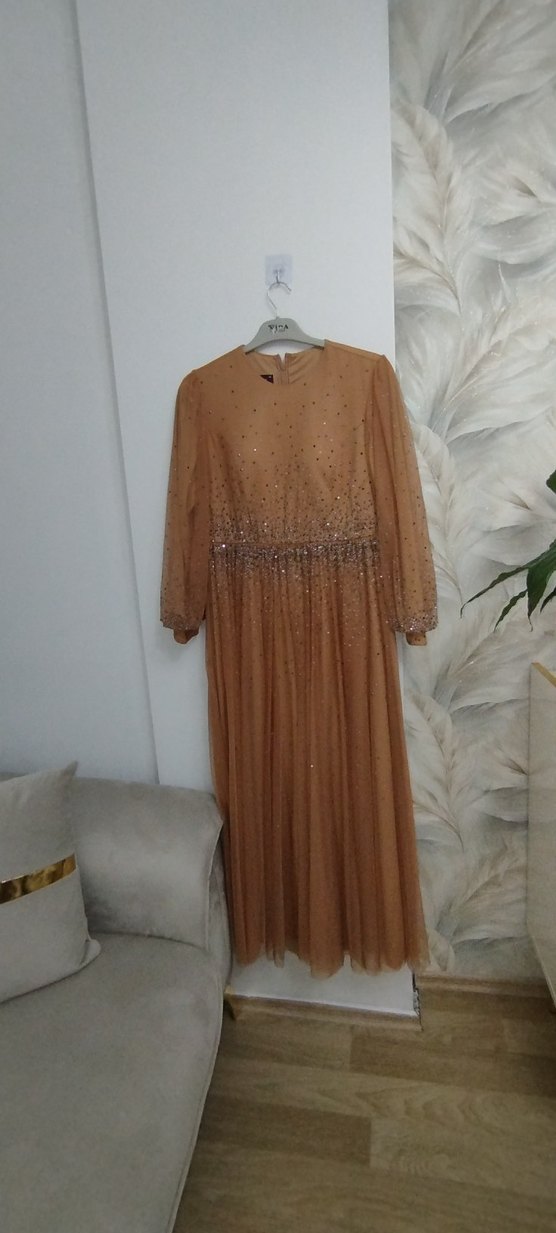 Bej Drapeli Uzun Kollu Uzun Abiye - Görsel 2