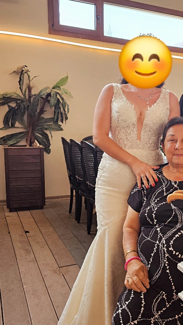 V Yaka Strappy Denizkızı Gelinlik - Görsel 4