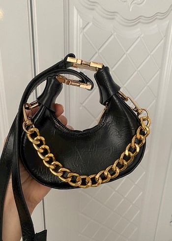 Zincir Detaylı Siyah çanta - Görsel 2
