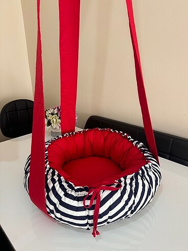 Kedi ve küçük ırk köpek salıncağı