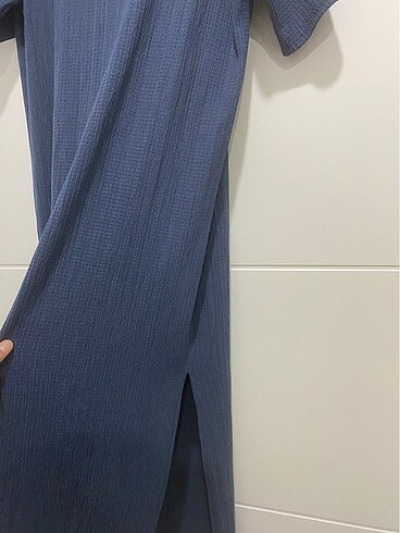 Zara Zara günlük midi boy yandan yırtmaçlı elbise