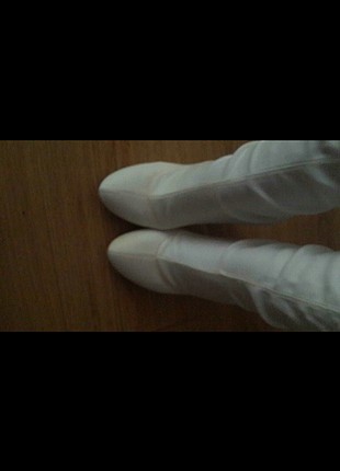 Pelinin Ayakkabıları beyaz streç çizme