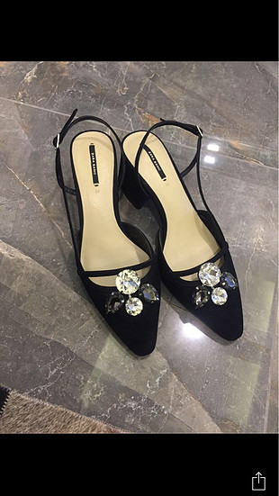 Zara Az kulandi