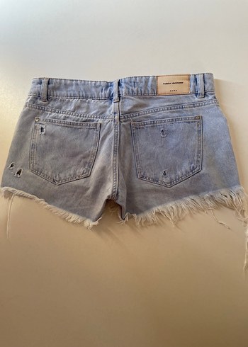 Zara Kadın açık mavi Mini Düğmeli Denim Şort - Görsel 3