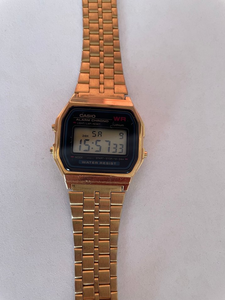 Casio Altın Renk Dijital unisex Kol Saati - Görsel 3