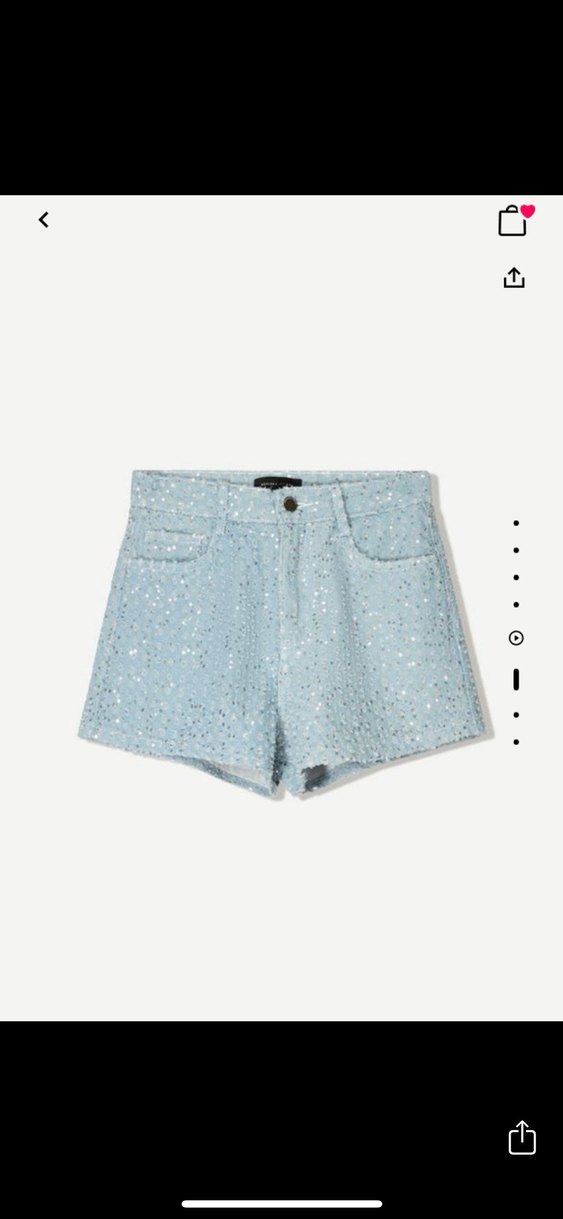 Bershka Pul İşlemeli Mini Beyaz Denim Şort - Görsel 2