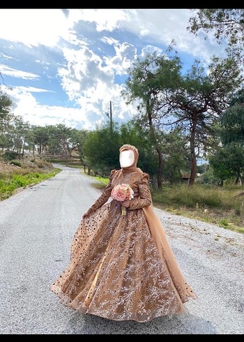 Altın Renkli Uzun Kollu Drape İşlemeli Abiye - Görsel 5