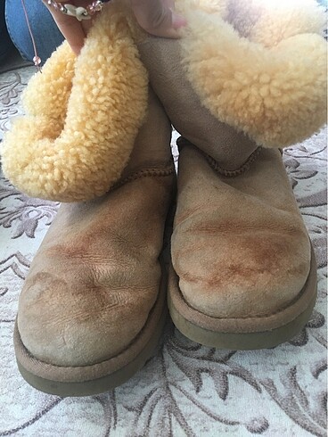 Ugg Ugg bot